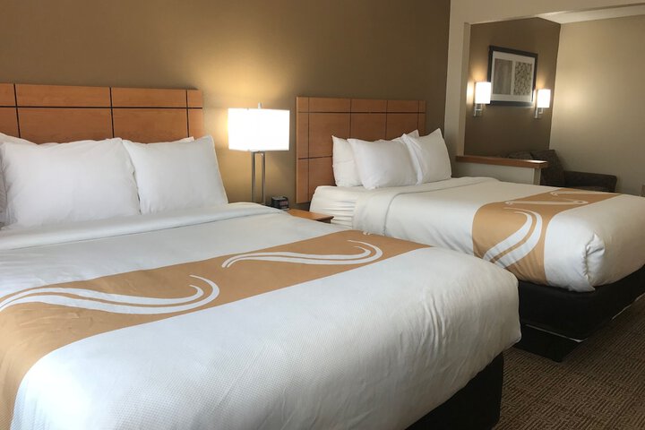 Room 19 of 69