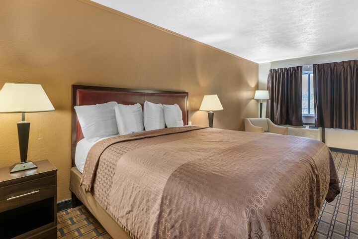 SureStay Hotel by Best Western Summersville
