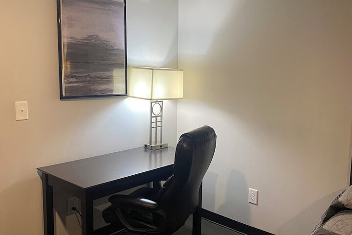 Room 18 of 27