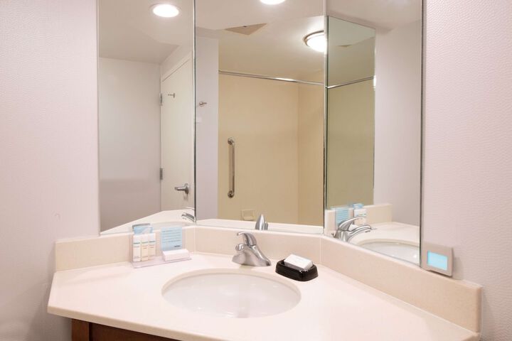 Hampton Inn & Suites Rochester / Victor