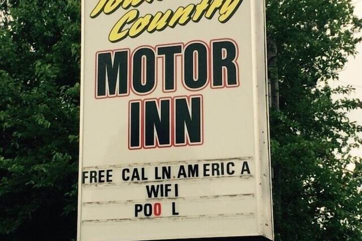 Hotel 2 of 43