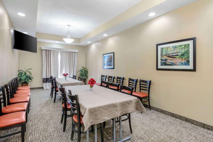 Comfort Inn & Suites La Grange - Louisville Area