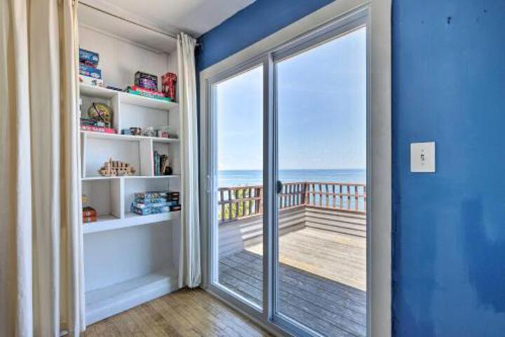 Beachfront Wading River Home with Deck and Grill