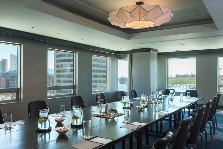 Renaissance Baltimore Harborplace Hotel