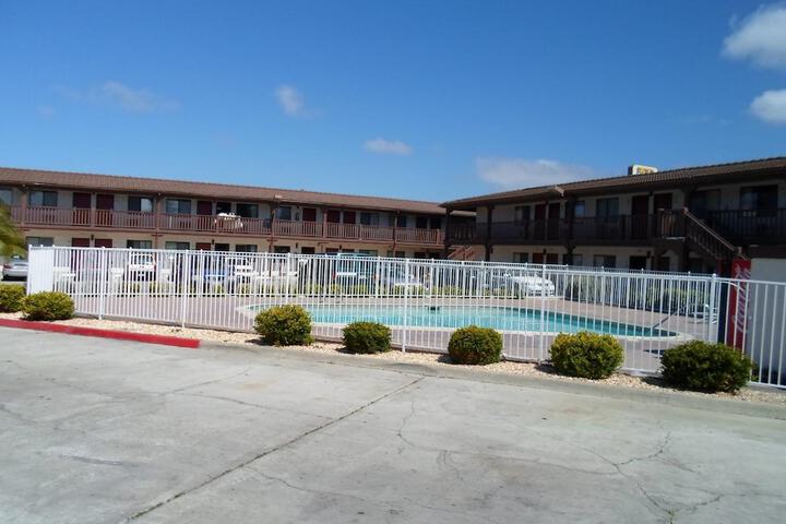 Hotel 3 of 37