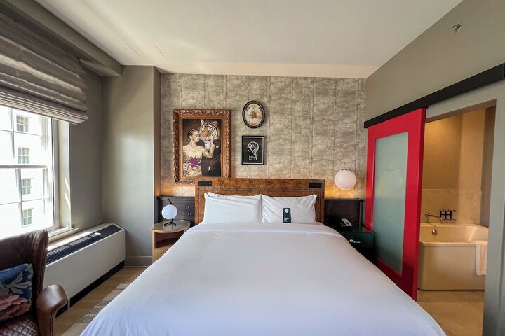 Hotel Indigo Baton Rouge Downtown by IHG