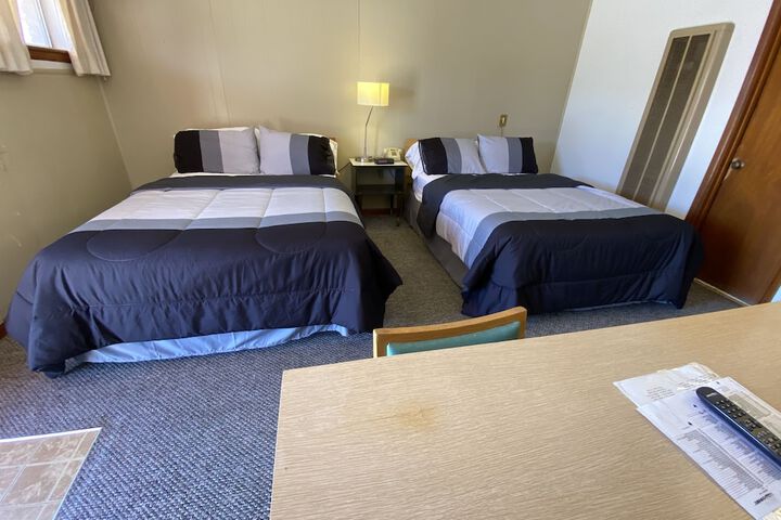 Room 34 of 81