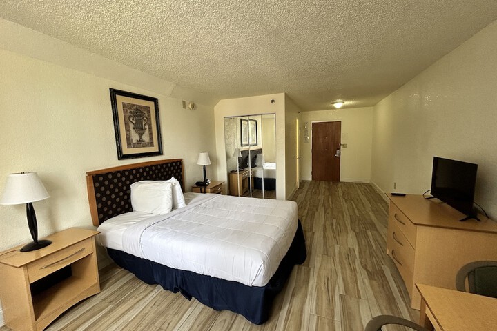 Room 22 of 45