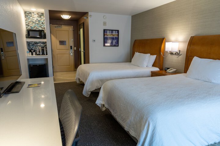 Room 49 of 92