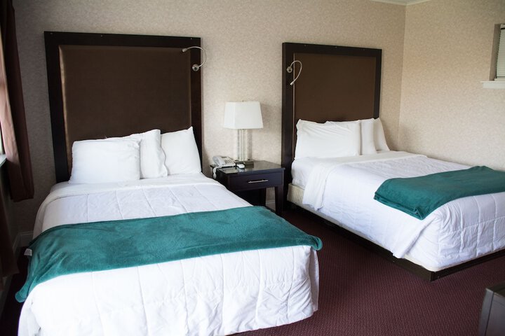Room 54 of 65