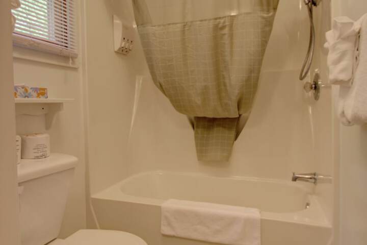 Wells-Ogunquit Resort Motel & Cottages