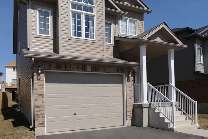 Boardwalk Homes - Executive Guest Rooms & Townhomes