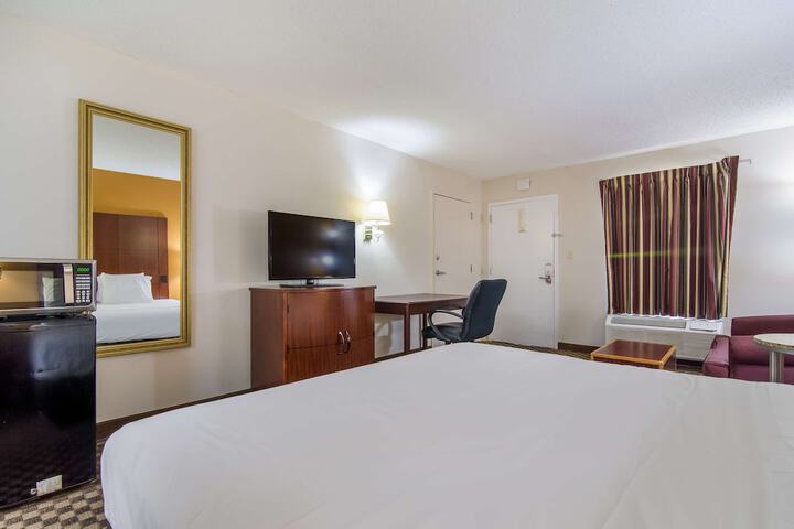 Room 15 of 21