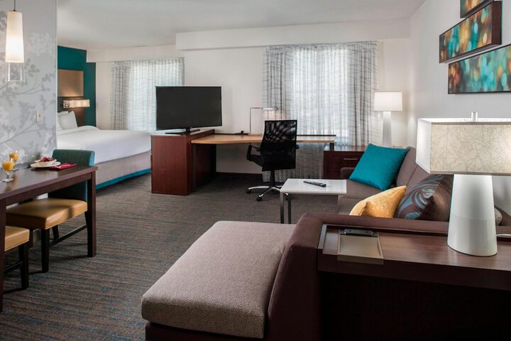 Room 16 of 23