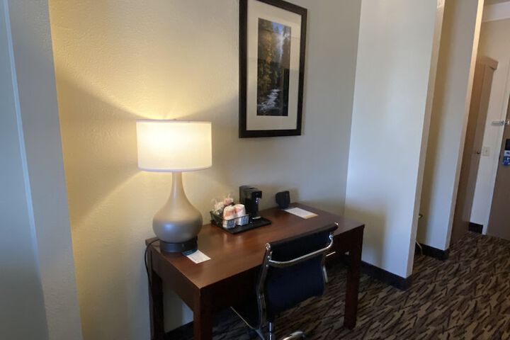 Room 28 of 52