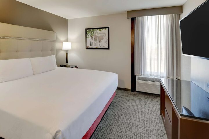 Room 17 of 61