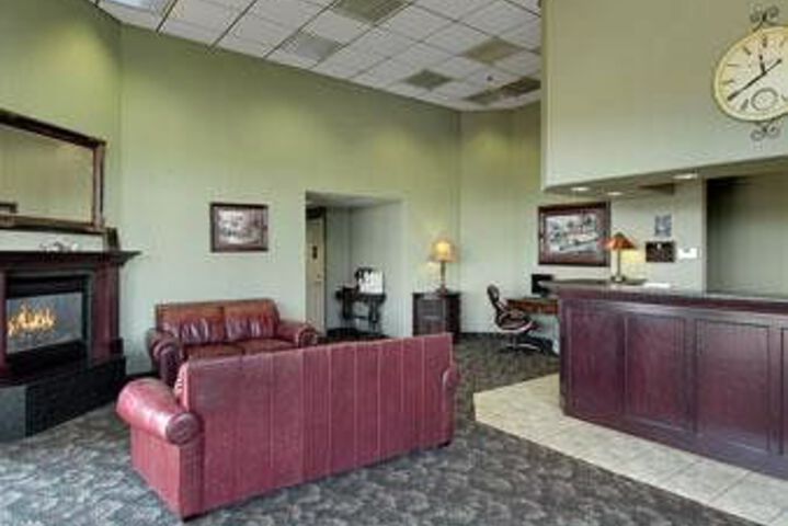 Super 8 by Wyndham Creswell / South Eugene