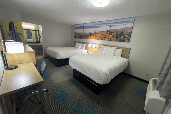 Room 37 of 47