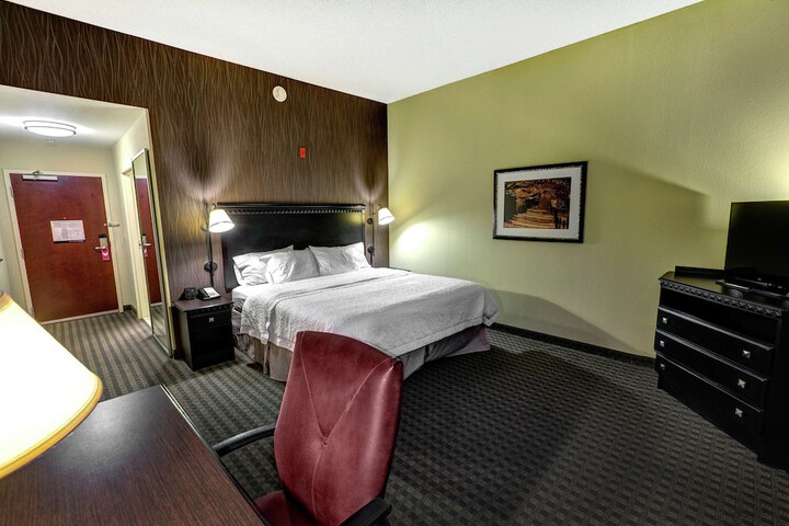 Room 14 of 42