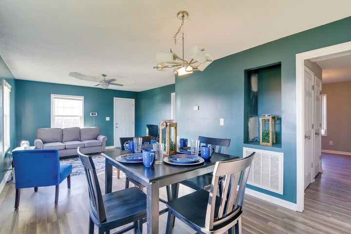 Walkable Hopkinsville Home w / Yard!