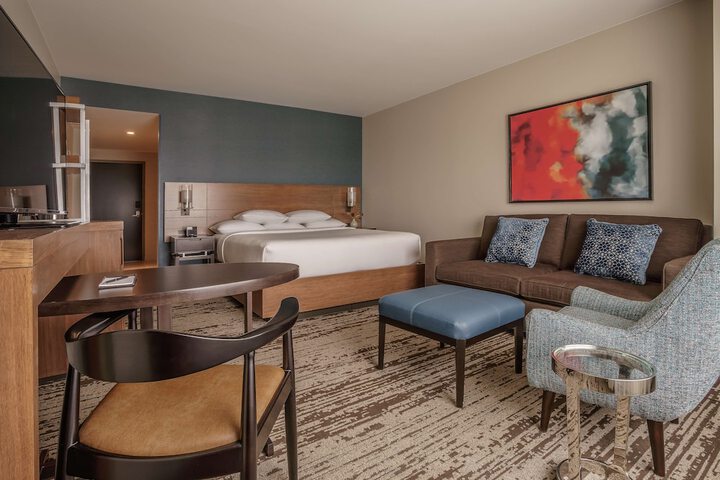 Room 8 of 43