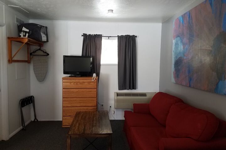 Room 41 of 86