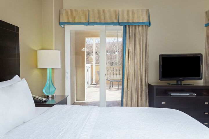 Room 27 of 54