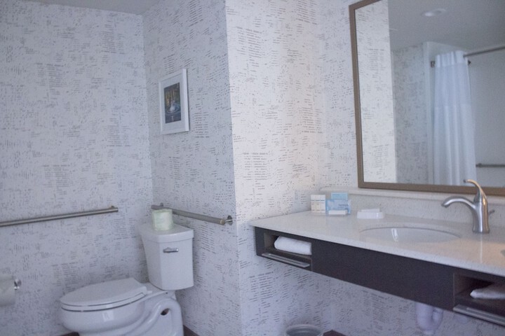 Room 52 of 89