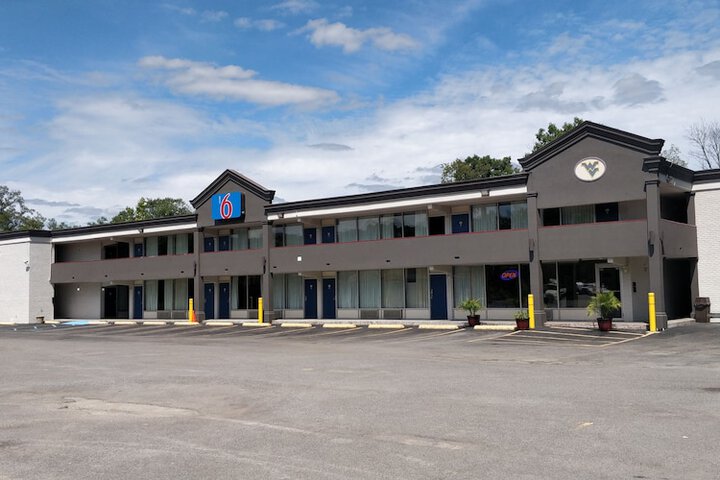 Hotel 2 of 40