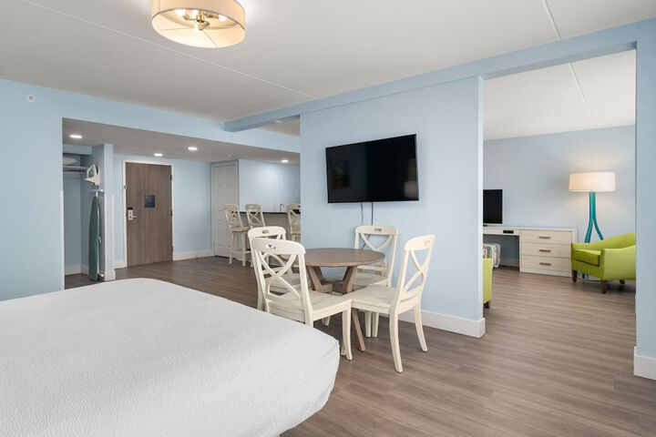 Room 15 of 50
