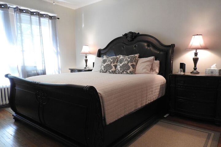 Champaign Garden Inn