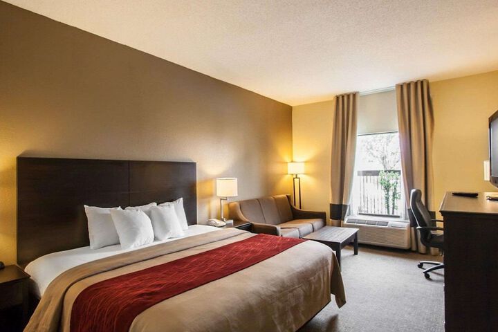 Quality Inn Hayti North