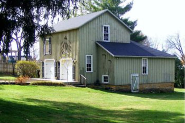 Pinehill Inn