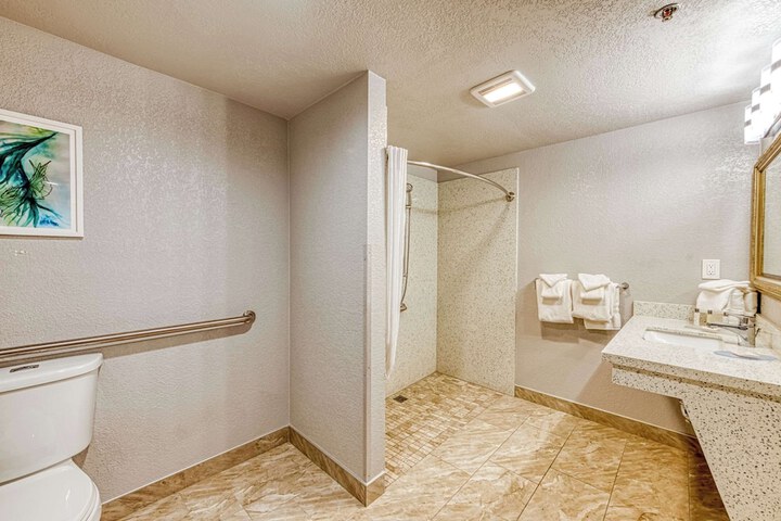 Room 127 of 150