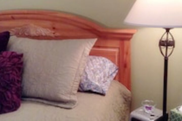 McKenzie House B & B