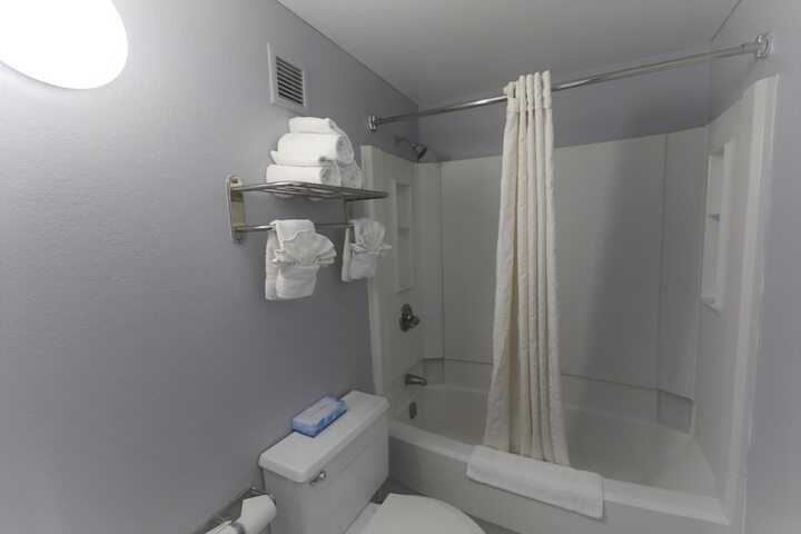 Room 15 of 23