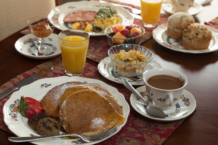 Breakfast/Coffee Service 63 of 67