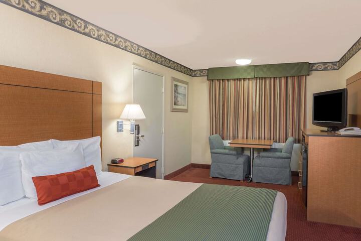 Room 7 of 21
