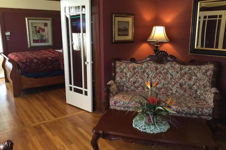 Shorelight Inn