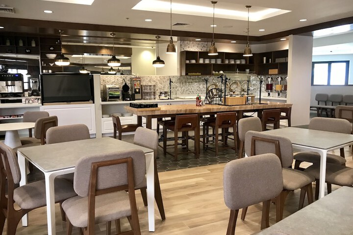 DoubleTree by Hilton Phoenix Chandler