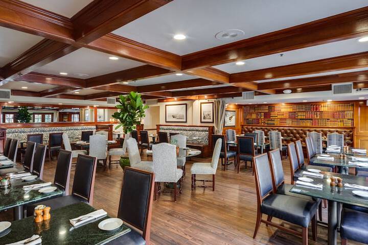 Ayres Hotel Costa Mesa / Newport Beach