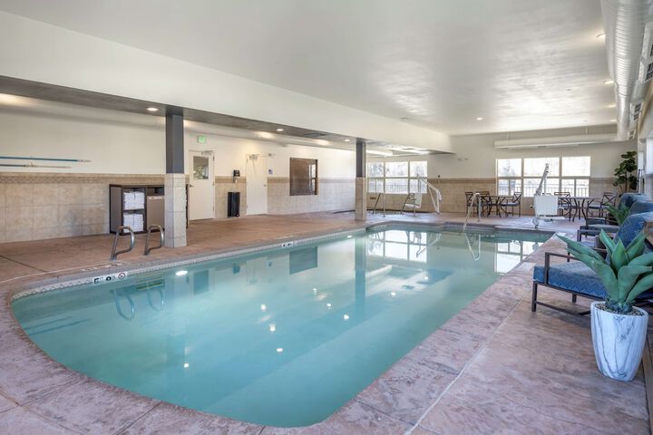 Best Western Plus Ponderay Mountain Lodge