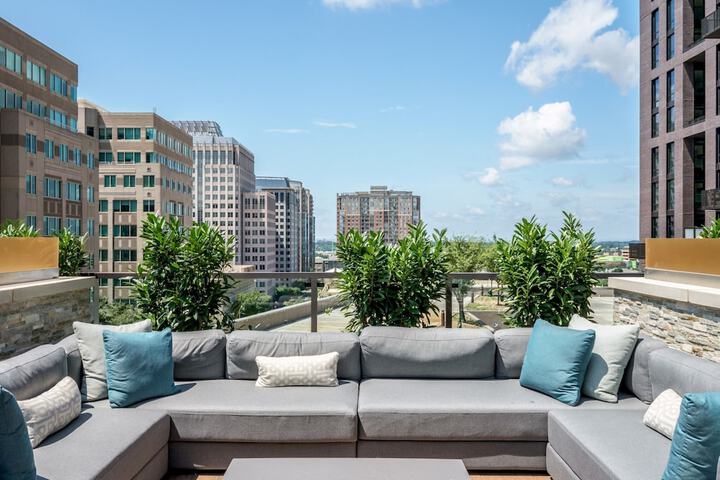 Global Luxury Suites at Reston Town Center