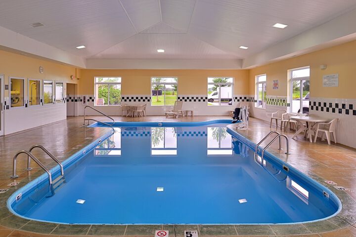 Pool 4 of 25