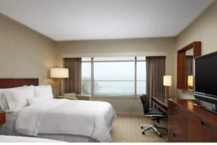 Room 21 of 47