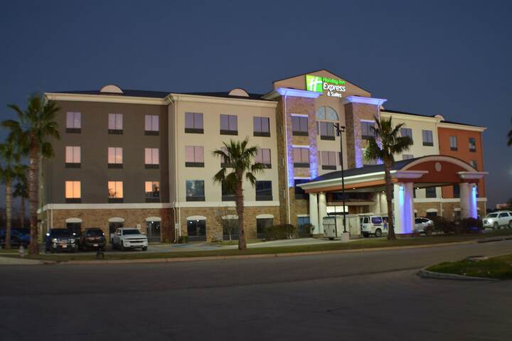 Hotel 3 of 42