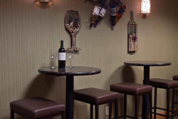 Coshocton Village Inn and Suites