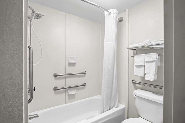 Days Inn by Wyndham Salem