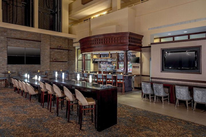 Embassy Suites by Hilton Boston Waltham
