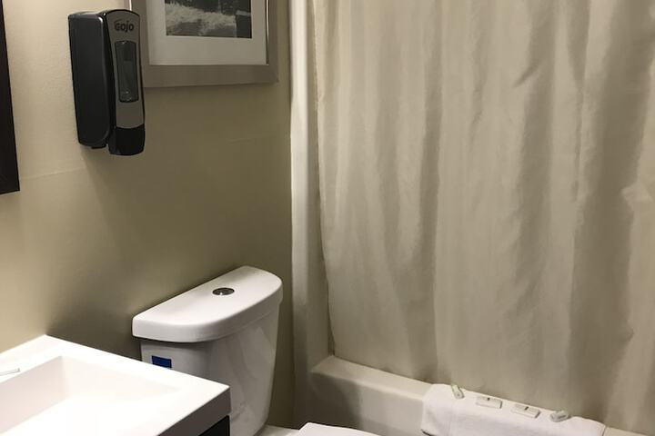 Room 29 of 105